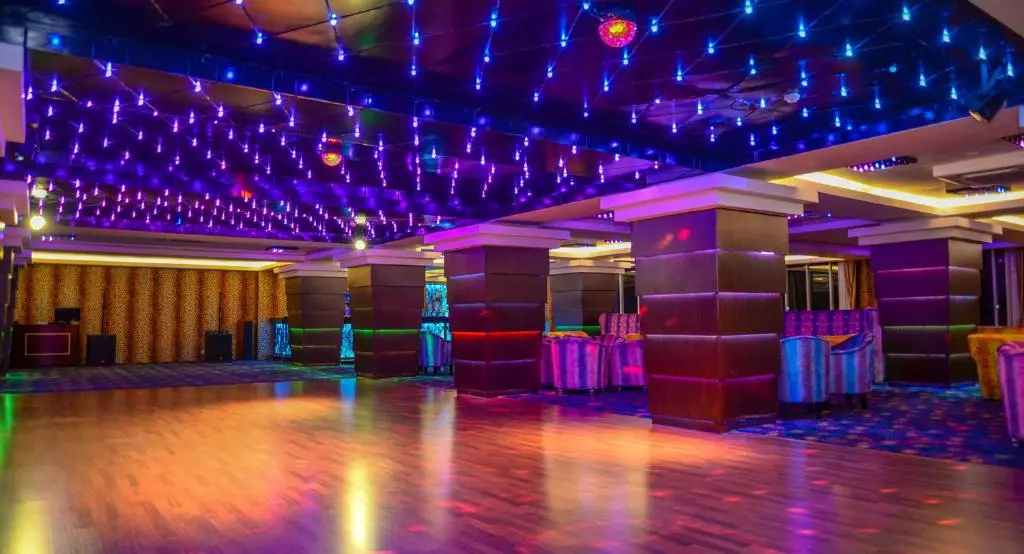 هتل گرند کندیان