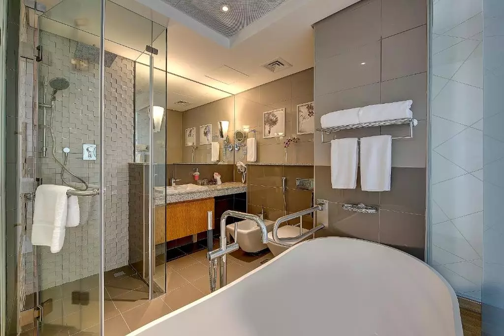 هتل رویال کانتیننتال