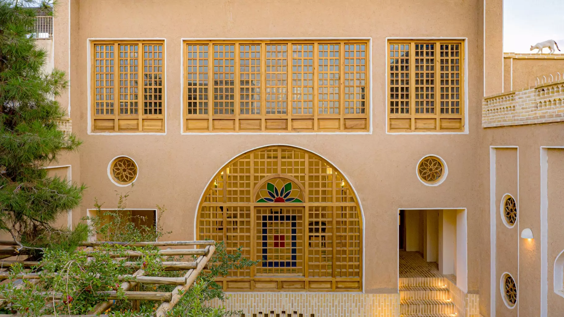 هتل بوتیک دالان جهان