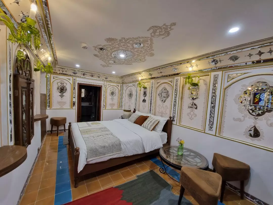 بوتیک عمارت شهسواران