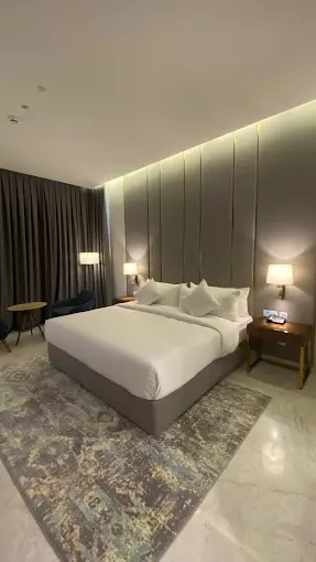 هتل آریا باستان