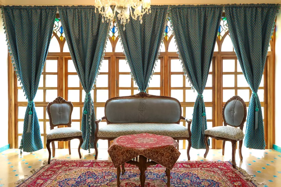 هتل قصر منشی