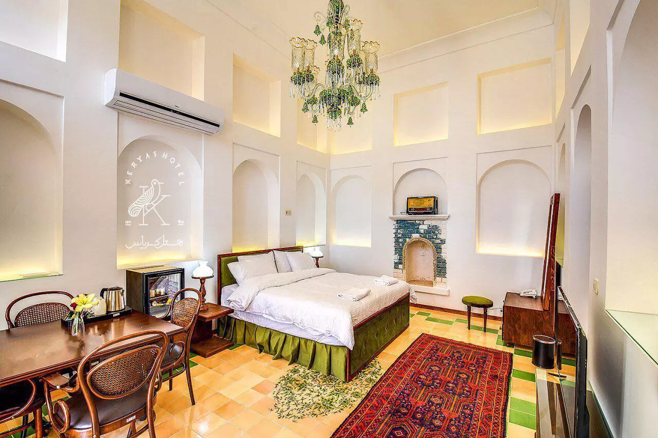 هتل سنتی کریاس