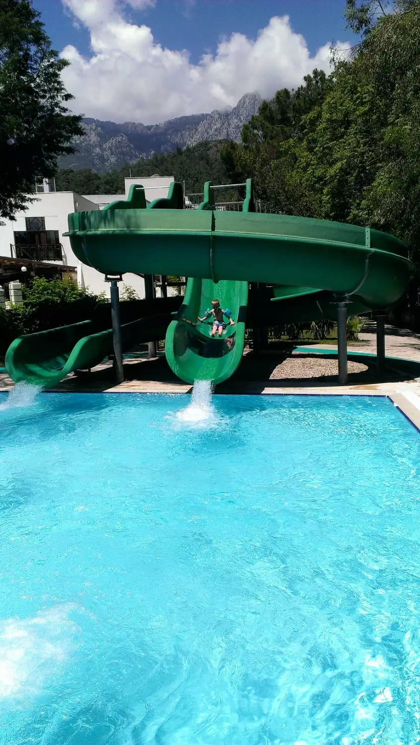 پر لامر ریزورت