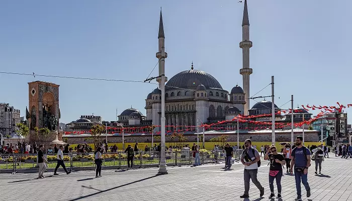 میدان تکسیم استانبول