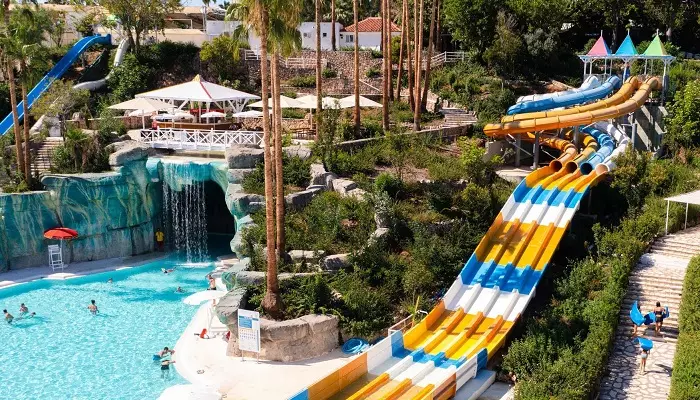 نمایی از پارک آبی واترهیل کنیالتی