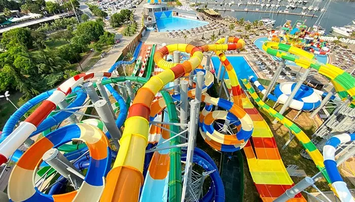 سرسره های پارک آبی آکوا مارین