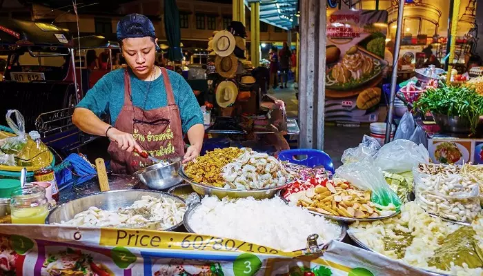 غذای خیابانی در بانکوک