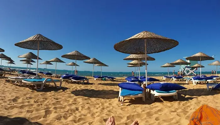 ساحل استانبول نزدیک تکسیم