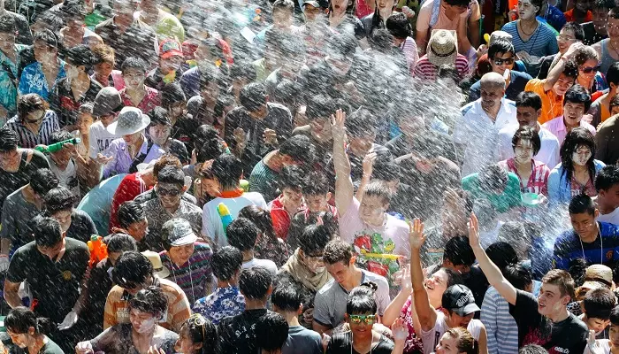 جشن آب تایلند