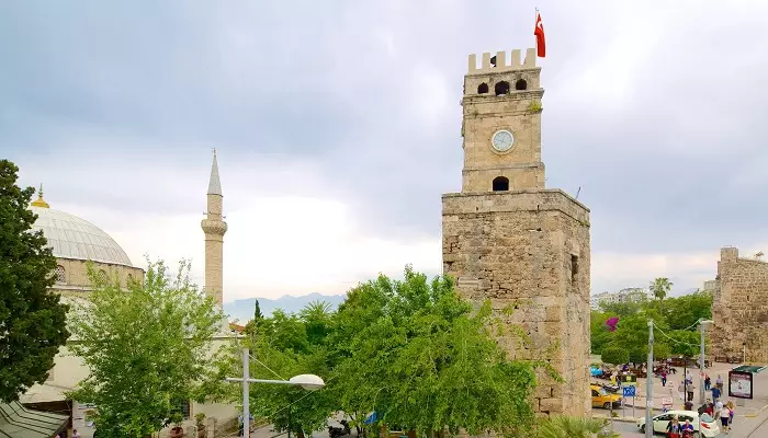 برج ساعت آنتالیا