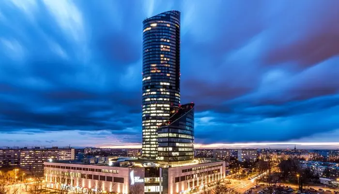 هتل مترو اسکای تاور باتومی