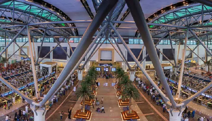 فرودگاه عمان کجاست