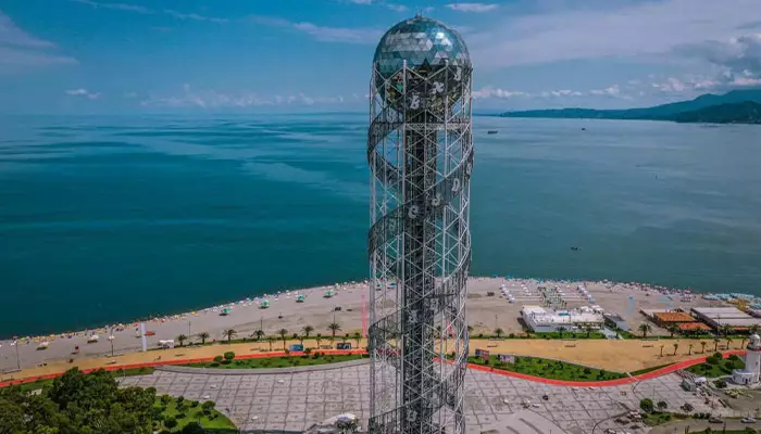 برج الفبا در بلوار باتومی