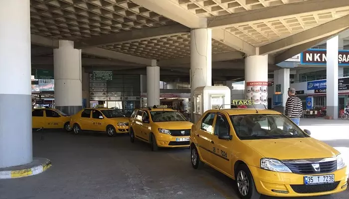 تاکسی در آنتالیا