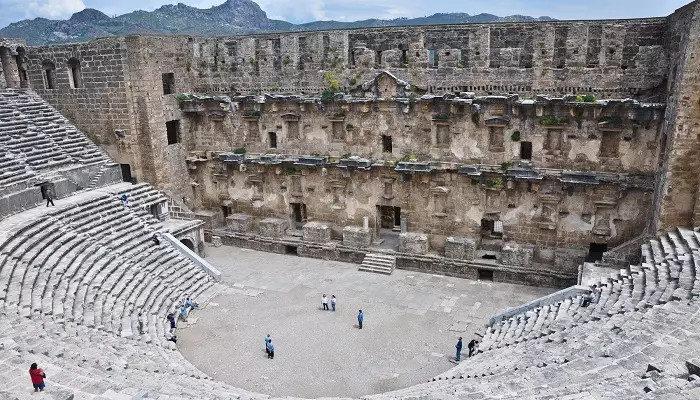 عکسی از آمفی تئاتر آسپندوس