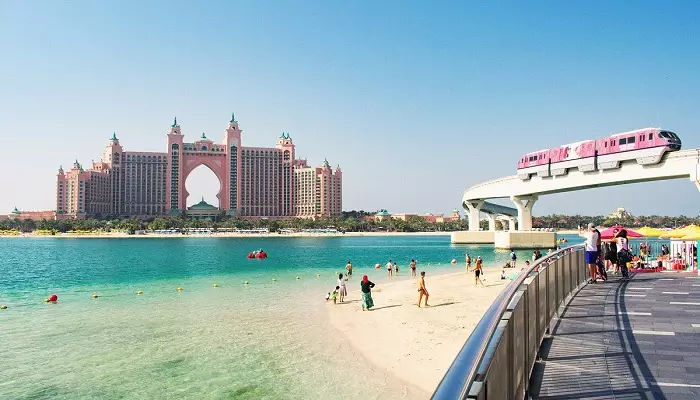 عکسی از ساحل آتلانتیس دبی