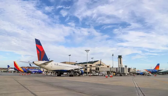 نمایی از یک فرودگاه در گرجستان
