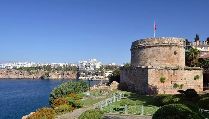 عکسی از برج هیدیرلیک آنتالیا