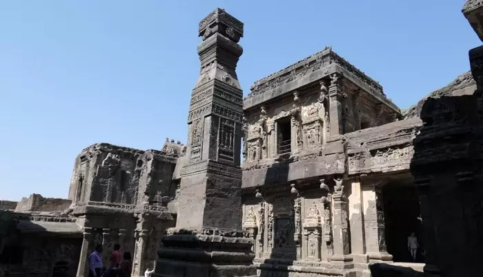 معبد سنگی کایلاسا هند