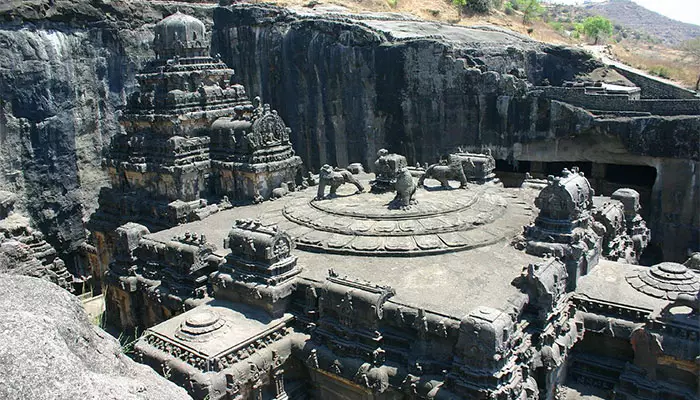 معبد کایلاسا هند