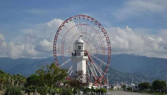 پارک میراکل باتومی