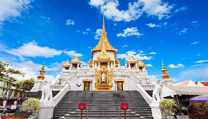 معبد وات ترامیت بانکوک